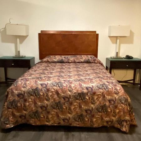 Golden Kent Motel Extérieur photo