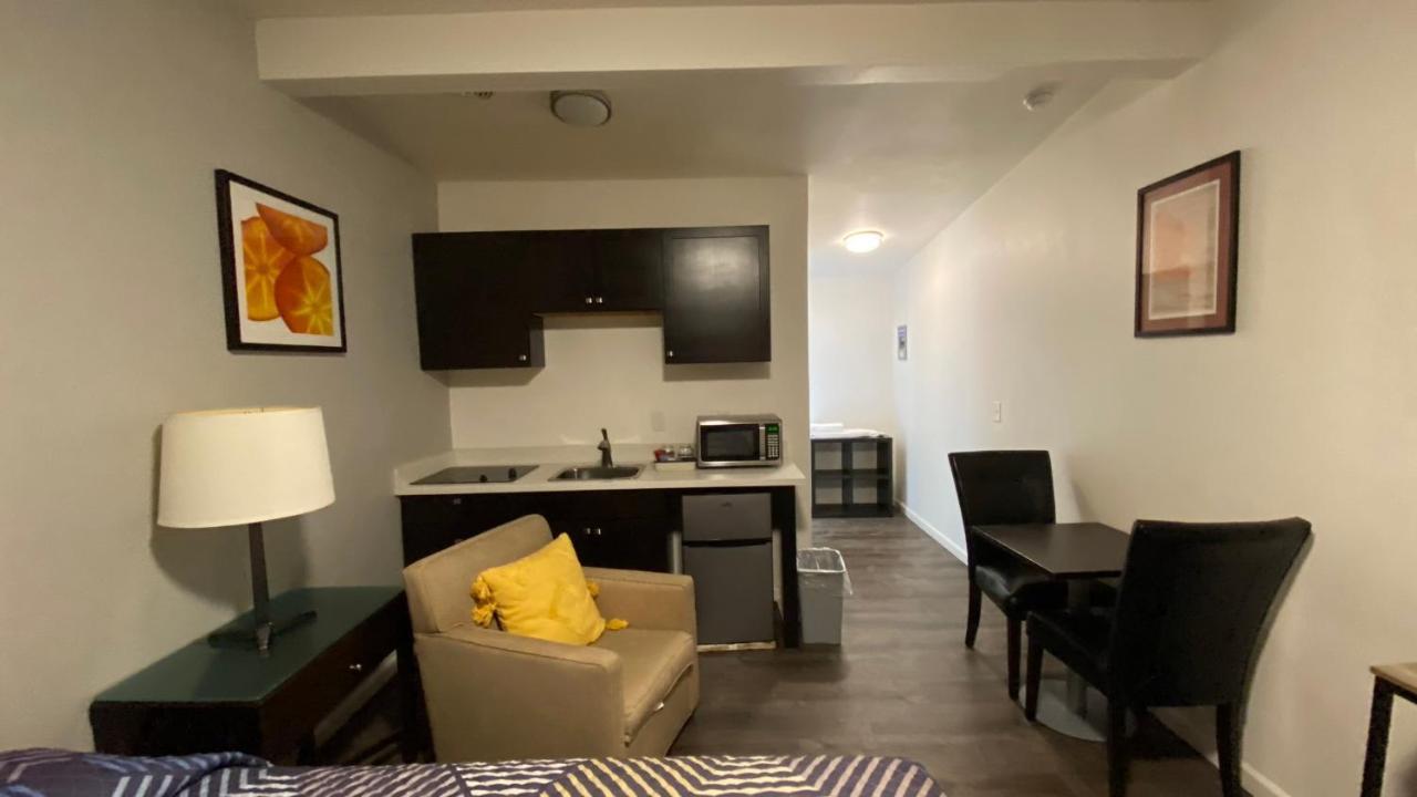 Golden Kent Motel Extérieur photo